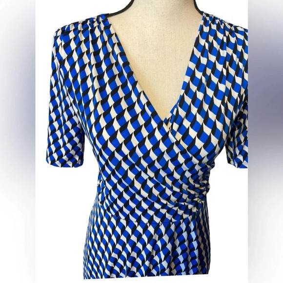 🌺 Clues New York collections geometric pattern dress 🌺 - Picture 2 of 6